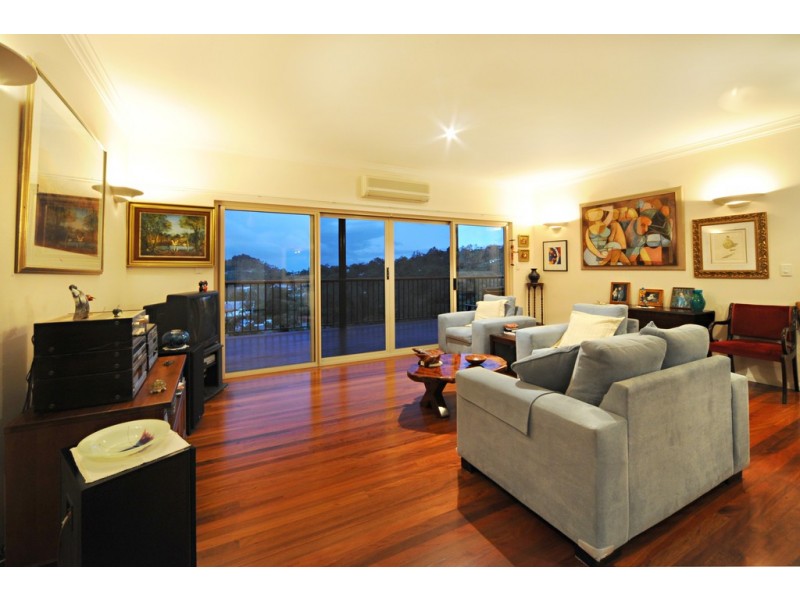 14 Country Road, Cannonvale QLD 4802