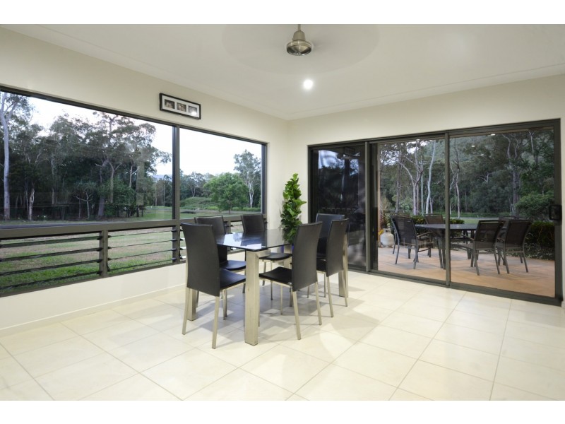 1 Remington Close, Mount Marlow QLD 4800