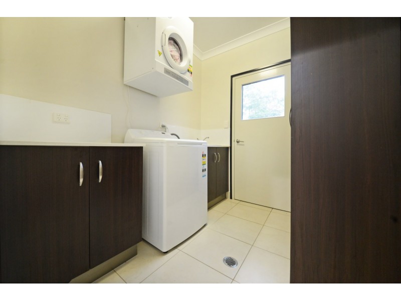 1 Remington Close, Mount Marlow QLD 4800