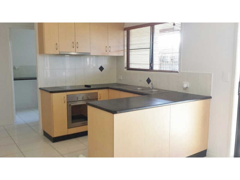 4/24 Gardenia Street, Proserpine QLD 4800