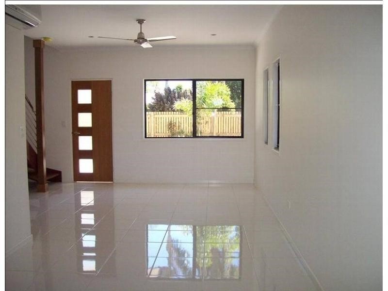 4/24 Gardenia Street, Proserpine QLD 4800