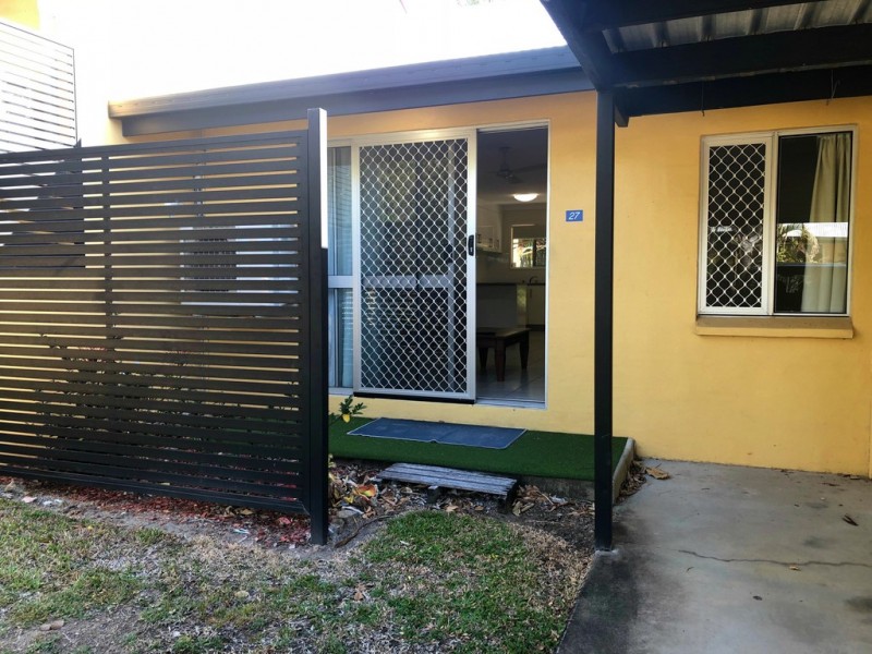 27/28 Island Drive, Cannonvale QLD 4802