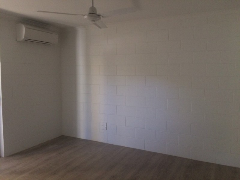 2/6 Waterson Way, Airlie Beach QLD 4802