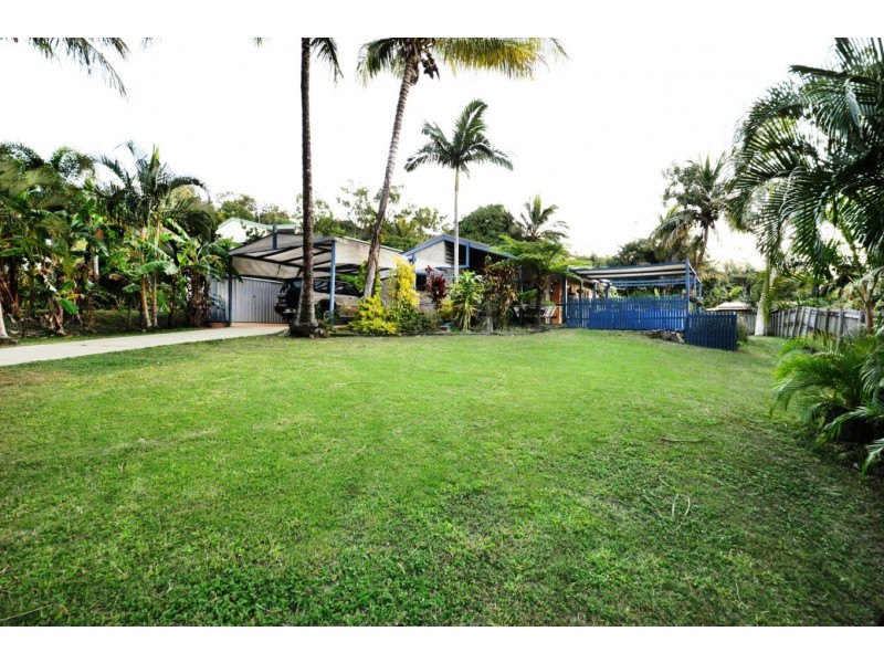 40 Tropic Road, Cannonvale QLD 4802