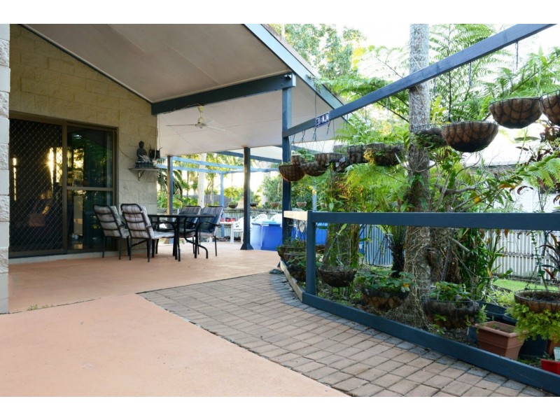 40 Tropic Road, Cannonvale QLD 4802