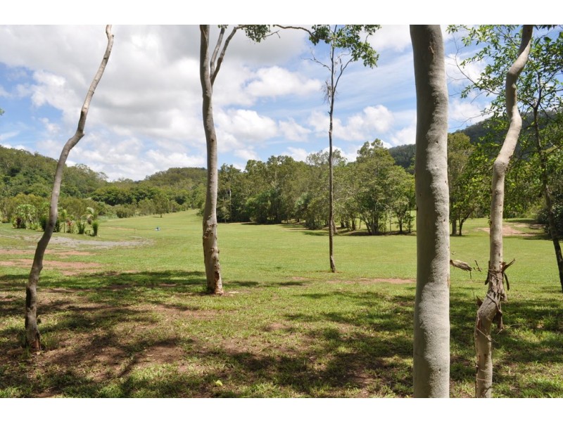 27 Evans Road, Preston QLD 4800
