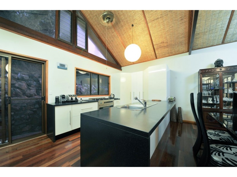 40 Parkwood Terrace, Cannonvale QLD 4802