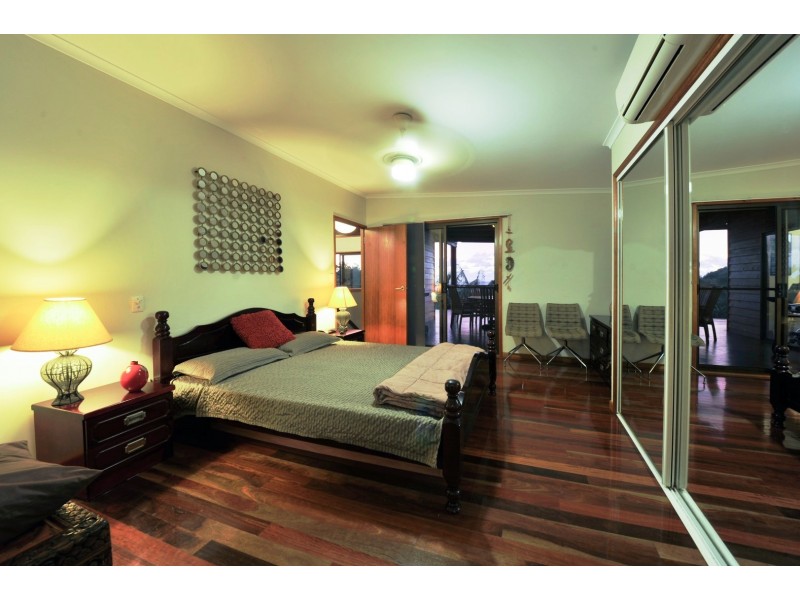 40 Parkwood Terrace, Cannonvale QLD 4802