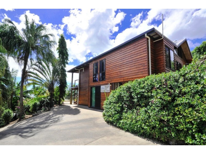 40 Parkwood Terrace, Cannonvale QLD 4802