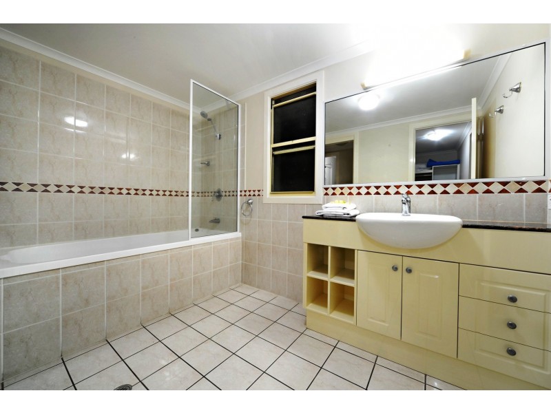 11/18 Golden Orchid Drive, Airlie Beach QLD 4802