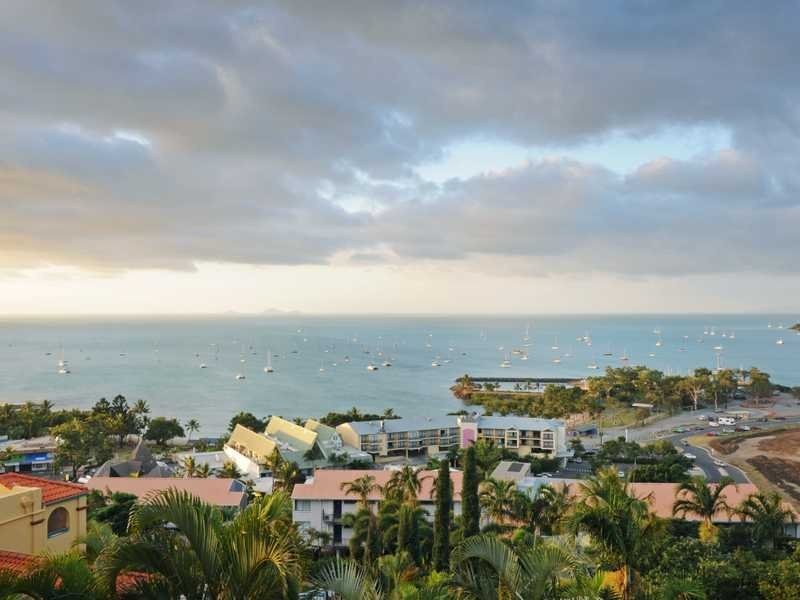 7/12 Golden Orchid Drive, Airlie Beach QLD 4802