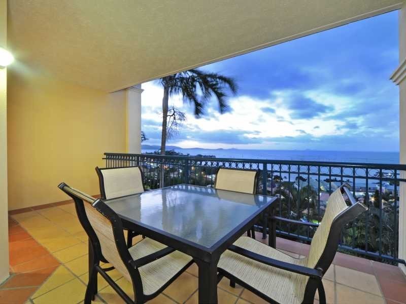 7/12 Golden Orchid Drive, Airlie Beach QLD 4802