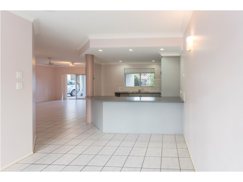 18/24 (Sailz) Pandanus Drive, Cannonvale QLD 4802
