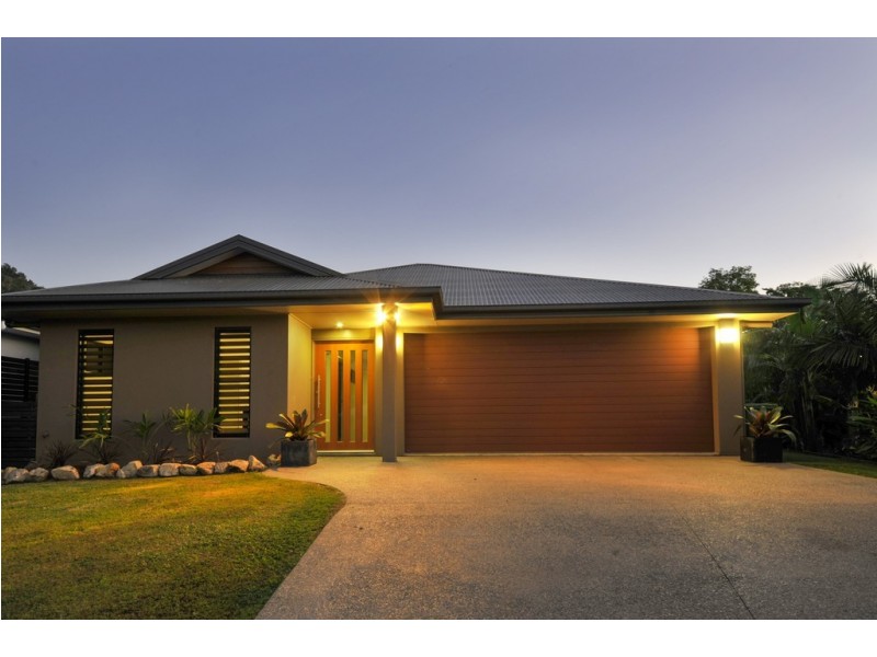 80 Abell Road, Cannonvale QLD 4802