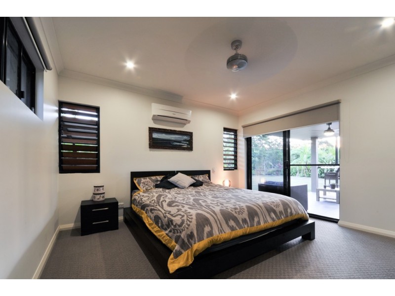 80 Abell Road, Cannonvale QLD 4802