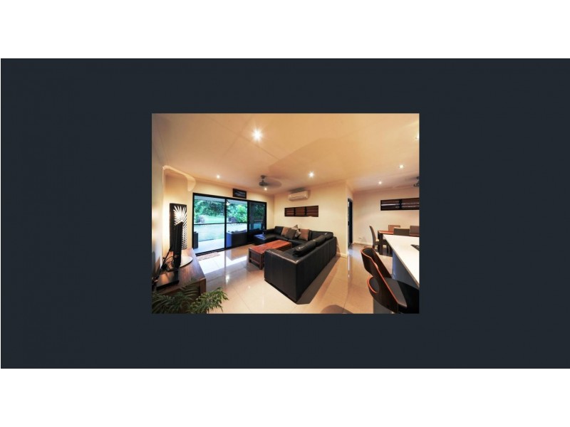 80 Abell Road, Cannonvale QLD 4802