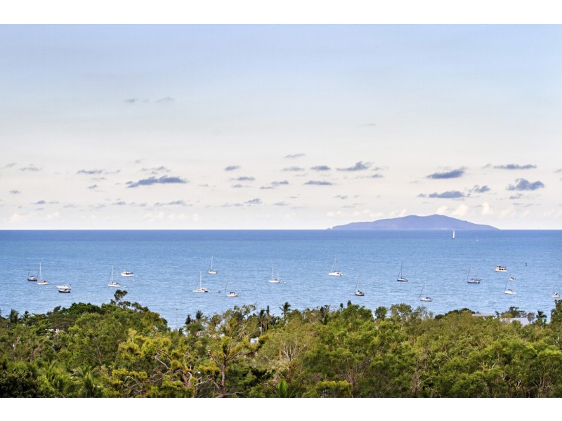 26 Nara Ave, Airlie Beach QLD 4802