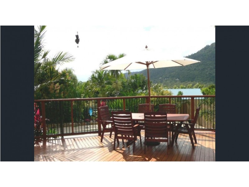 13 Hamilton Ave, Cannonvale QLD 4802