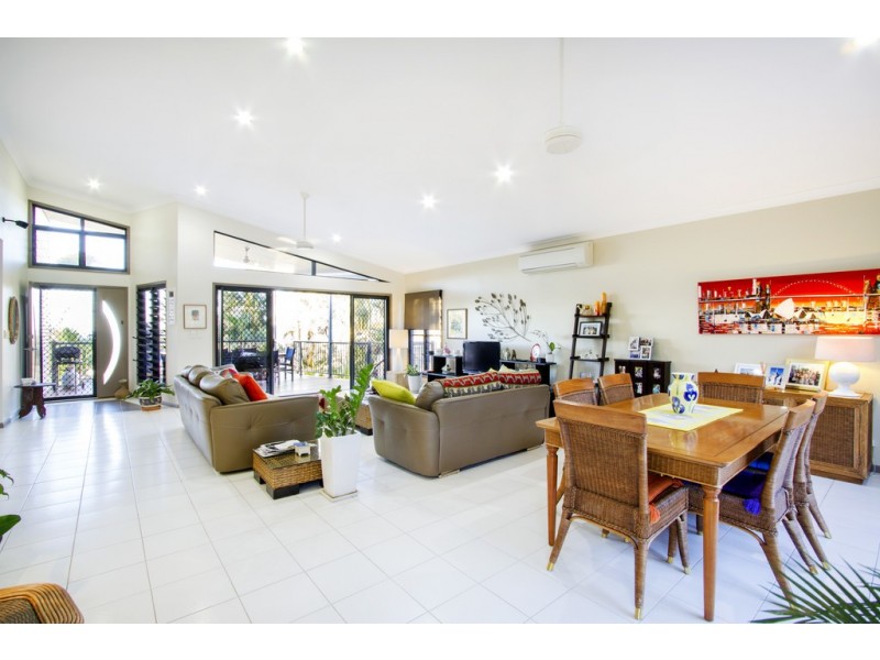 16 Wills Court, Cannonvale QLD 4802