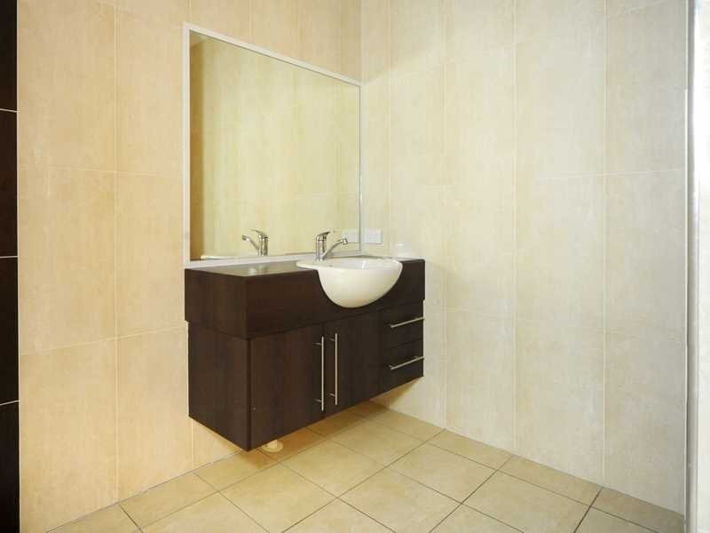 4 / 6 Salmon Street, Cannonvale QLD 4802