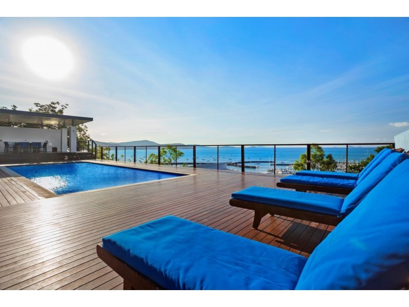 14 Kara Crescent, Airlie Beach QLD 4802