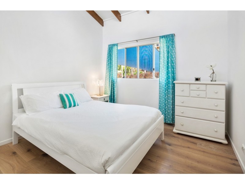 14 Kara Crescent, Airlie Beach QLD 4802