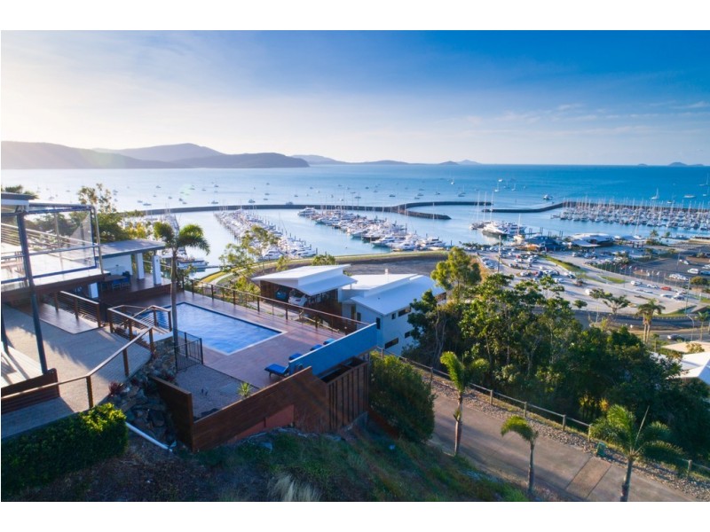 14 Kara Crescent, Airlie Beach QLD 4802
