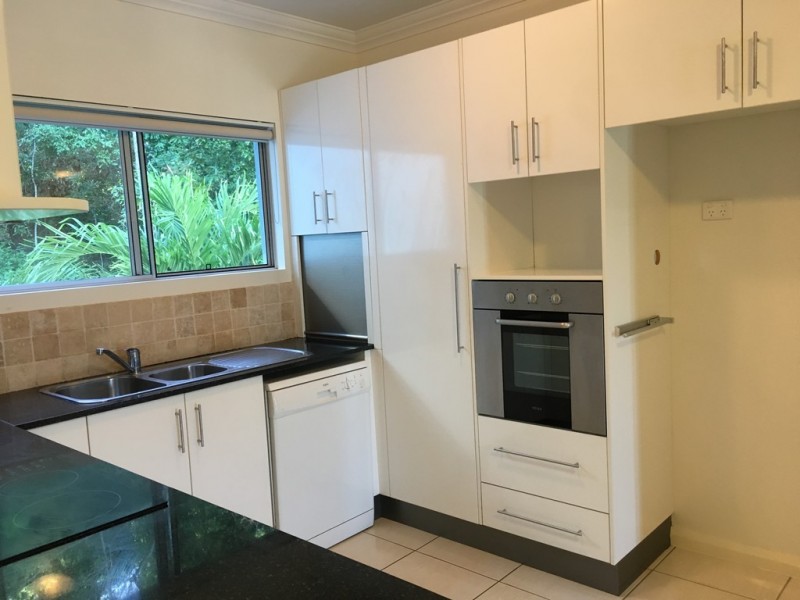 60/3 Deloraine Close, Cannonvale QLD 4802