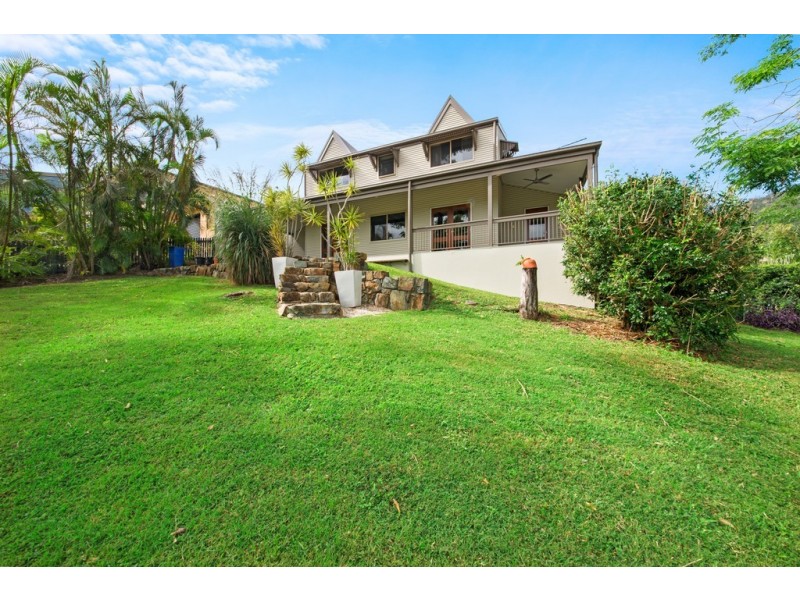 5 Adina Street, Cannonvale QLD 4802