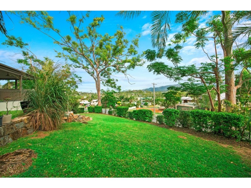 5 Adina Street, Cannonvale QLD 4802