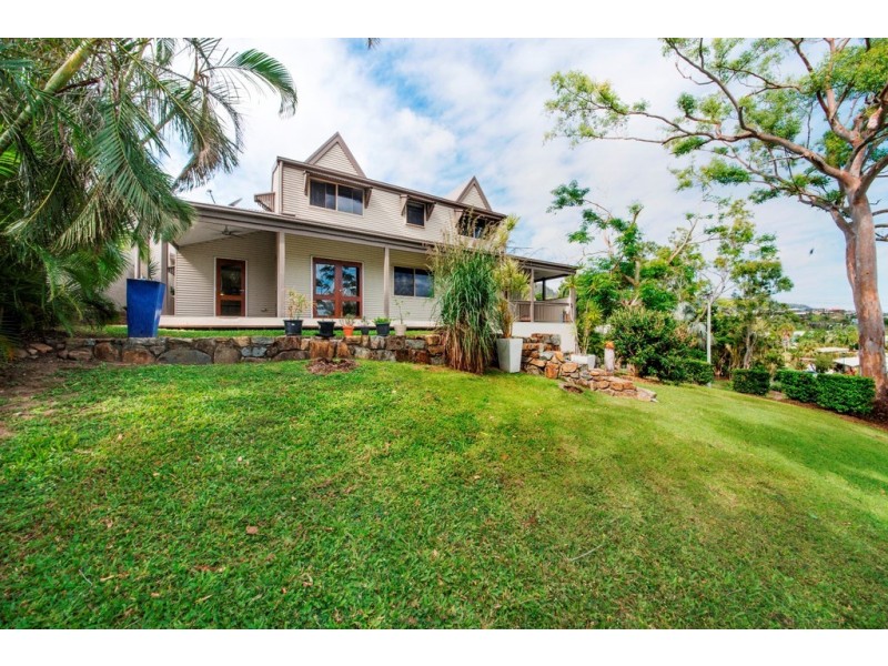 5 Adina Street, Cannonvale QLD 4802