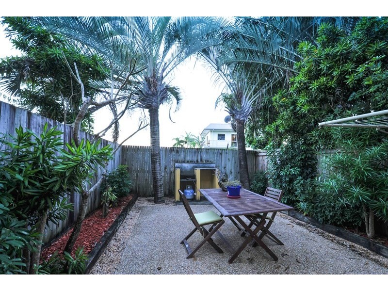 4/1 Pleasant Drive, Cannonvale QLD 4802