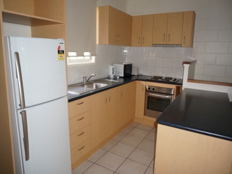 4/1 Pleasant Drive, Cannonvale QLD 4802