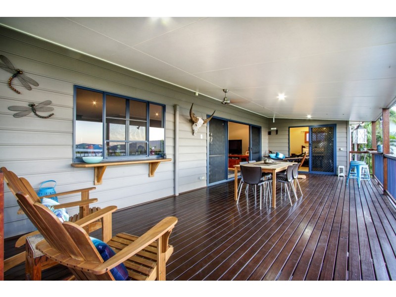 23 Country Road, Cannonvale QLD 4802