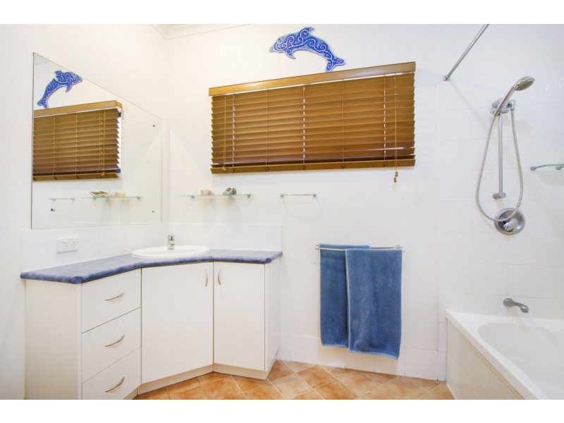 23 Country Road, Cannonvale QLD 4802