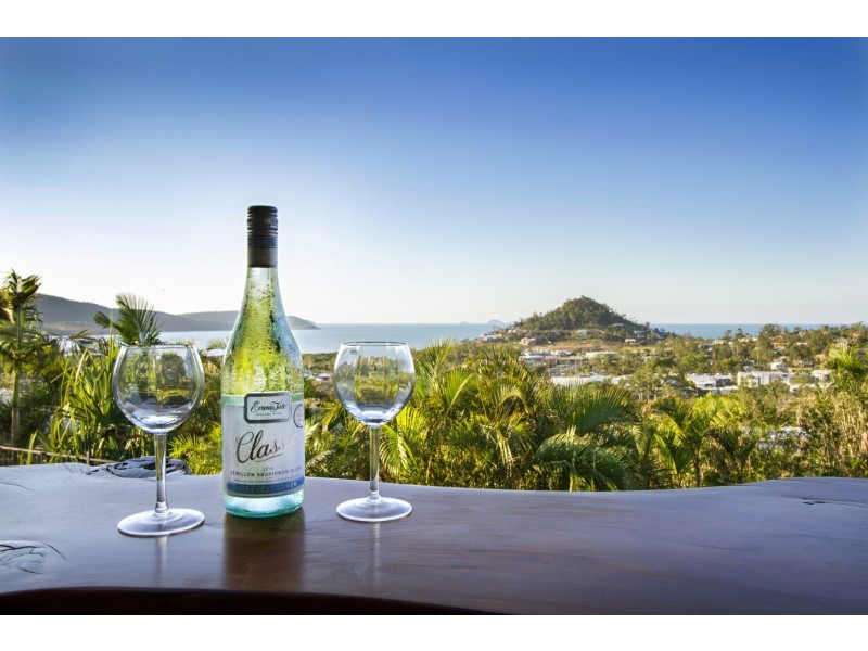 23 Country Road, Cannonvale QLD 4802