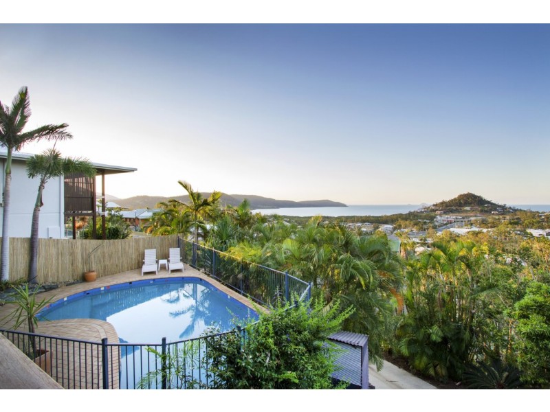 23 Country Road, Cannonvale QLD 4802