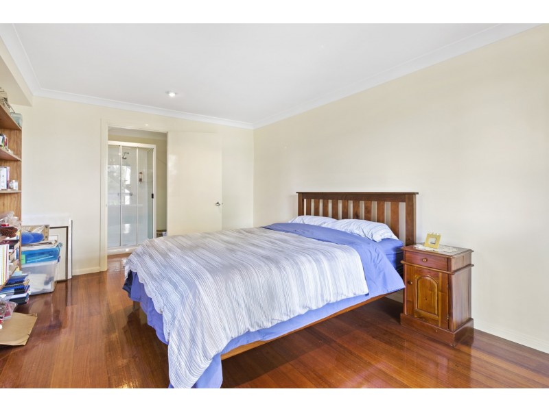 6 Panoramic Court, Cannonvale QLD 4802