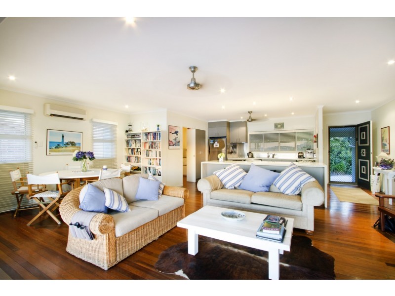 33 Airlie Crescent, Airlie Beach QLD 4802