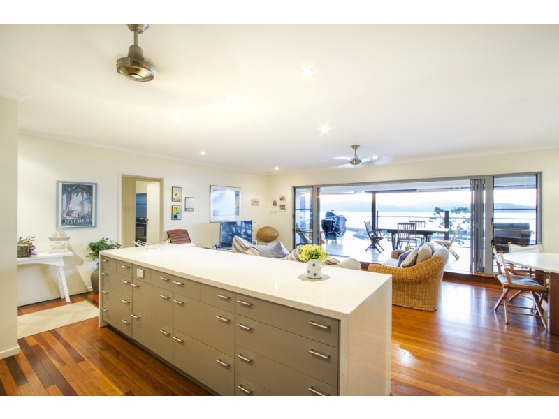 33 Airlie Crescent, Airlie Beach QLD 4802