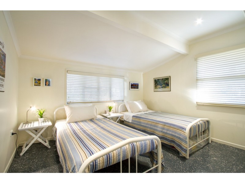 33 Airlie Crescent, Airlie Beach QLD 4802