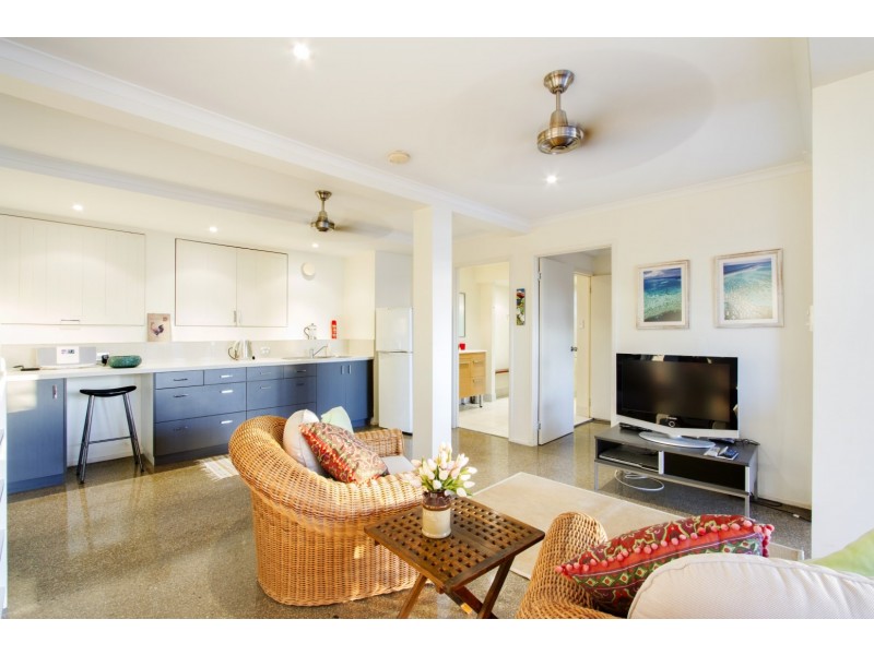 33 Airlie Crescent, Airlie Beach QLD 4802
