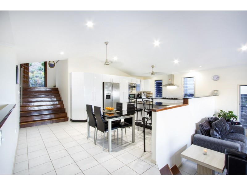 14 Nara Avenue, Airlie Beach QLD 4802