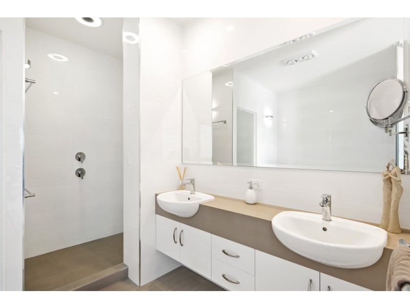 Lot 3 The Cove Airlie Esplande, Airlie Beach QLD 4802