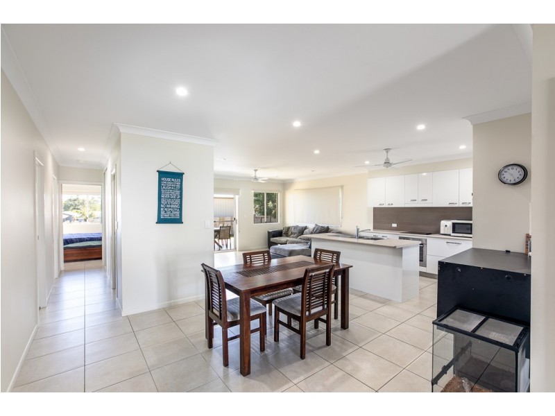 11 Endeavour Circuit, Cannonvale QLD 4802