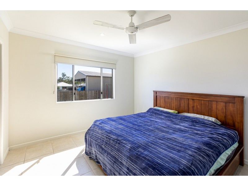 11 Endeavour Circuit, Cannonvale QLD 4802