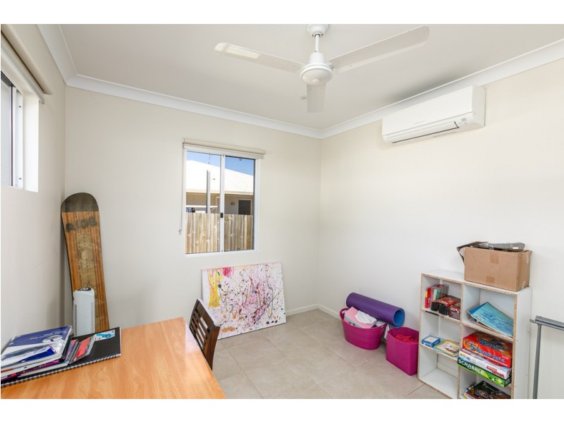 11 Endeavour Circuit, Cannonvale QLD 4802