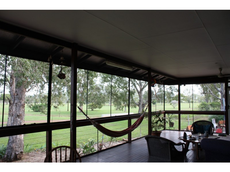 90 Faust Street, Proserpine QLD 4800