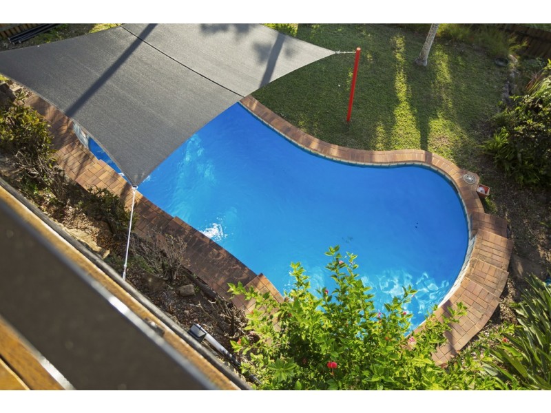 7 Woodwark Crescent, Cannonvale QLD 4802