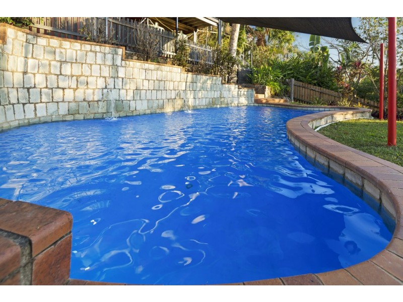 7 Woodwark Crescent, Cannonvale QLD 4802